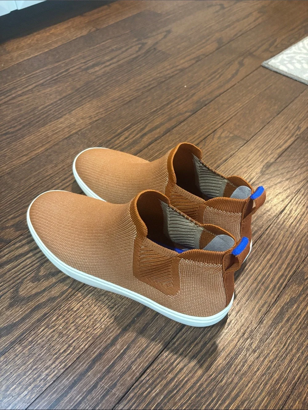 Rothy's Slip-On Knit Sneakers in Rust with White Sole size 8.5 women’s